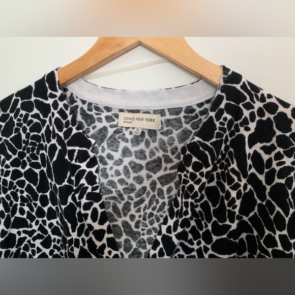 ⭐️NWT Jones New York Sport Cropped Cotton Cardigan w/Giraffe Print size XL - Picture 2 of 11